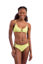 Load image into Gallery viewer, Model Front: Rio De Sol Haut Top Bora-Citrus Bra-Trio