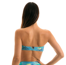 Load image into Gallery viewer, Image 06: Rio De Sol Haut Top Flower Geometric Reto