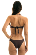 Load image into Gallery viewer, Model Back: Rio De Sol Haut Top Meteorite Bandeau