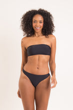 Load image into Gallery viewer, Model Front: Rio De Sol Haut Top Nero Bandeau-Reto