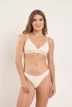 Load image into Gallery viewer, Model Front: Rio De Sol Haut Top Touch-Natural Paola
