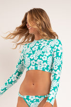 Load image into Gallery viewer, Image 08: Wednesday In Hawaii By Rio De Sol Haut Top Pua-Valley Reef