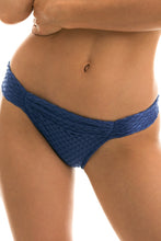 Load image into Gallery viewer, Gallery: Rio De Sol Bas Bottom Kiwanda Denim Bandeau
