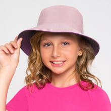 Load image into Gallery viewer, Model Front: Uv Line Chapeau Souple/Capeline Hat California Inf Baby Raspberry Upf50+
