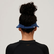 Load image into Gallery viewer, Model Back: Uv Line Visière Visor Leblon Navy Blue Upf50+
