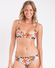 Load image into Gallery viewer, Gallery: Rio De Sol Ensemble Set Kauai Bra-Trio Madrid-Trio
