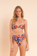 Load image into Gallery viewer, Image 09: Rio De Sol Ensemble Set Leaves Bandeau-Joy Hotpants
