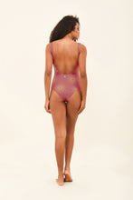 Load image into Gallery viewer, Model Back: Uv Line Une Pièce Swimsuit Shine Malva
