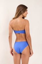 Load image into Gallery viewer, Model Back: Wednesday In Hawaii By Rio De Sol Ensemble Set Pacifica Lani Waikiki

