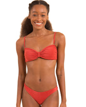 Load image into Gallery viewer, Gallery: Rio De Sol Ensemble Set Malibu-Chili Bandeau-Duo Essential
