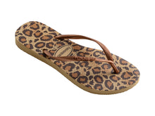 Load image into Gallery viewer, Model Front: Havaianas Tongs Slim Animals Beige
