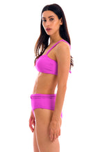 Load image into Gallery viewer, Image 03: Rio De Sol Ensemble Set St-Tpz-Pink Reto Hotpant-High
