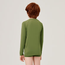 Load image into Gallery viewer, Model Back: Uv Line T-Shirt Longsleeve Uvrpo Inf Verde Militar Upf50+
