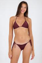Load image into Gallery viewer, Model Front: Rio De Sol Haut Top Barolo Tri-Rope
