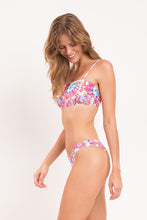Load image into Gallery viewer, Image 04: Rio De Sol Ensemble Set Splash Bandeau-Reto Highleg

