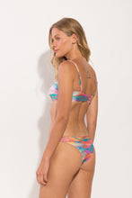 Load image into Gallery viewer, Image 08: Rio De Sol Ensemble Set River Bandeau-Reto Essential
