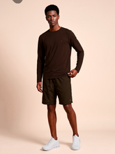 Load image into Gallery viewer, Model Front: Uv Line T-Shirt Longsleeve New Fit Textura Masc Brown Upf50+
