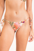 Load image into Gallery viewer, Gallery: Rio De Sol Bas Bottom Oasis Cheeky-Tie
