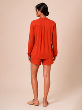 Load image into Gallery viewer, Model Back: Uv Line Chemise Shirt Bella Pitanga Upf50+
