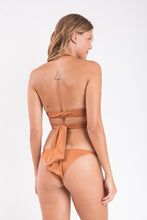 Load image into Gallery viewer, Model Back: Rio De Sol Bas Bottom Nocciola Cheeky-Fixa
