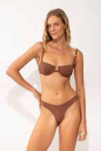 Load image into Gallery viewer, Image 08: Rio De Sol Haut Top Sand-Cappuccino Juliette-Aya
