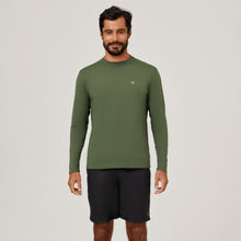 Load image into Gallery viewer, Model Front: Uv Line T-Shirt Longsleeve Uvpro Verde Militar Upf50+

