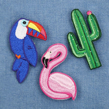 Load image into Gallery viewer, Image 03: Sunnylife Games/Activities Badges Tropical
