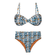 Load image into Gallery viewer, Product Front: Rio De Sol Ensemble Set Ikat Twist Hotpants
