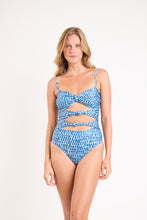 Load image into Gallery viewer, Model Front: Rio De Sol Une Pièce Chuva Stella

