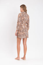 Load image into Gallery viewer, Image 08: Rio De Sol Chemise Leopard Chemise

