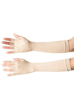 Load image into Gallery viewer, Model Front: Uv Line Gants Long Gloves Uni Chocolate Upf50+
