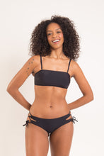 Load image into Gallery viewer, Model Front: Rio De Sol Bas Bottom Nero Madrid
