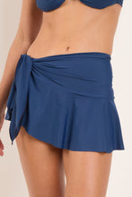 Load image into Gallery viewer, Gallery: Rio De Sol Jupe De Page Mini Skirt Navy
