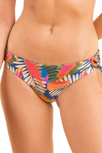 Load image into Gallery viewer, Gallery: Rio De Sol Bas Bottom Jungle Madrid
