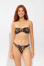 Load image into Gallery viewer, Model Front: Rio De Sol Bas Bottom Flora Nice
