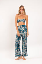 Load image into Gallery viewer, Model Front: Rio De Sol Pantalon De Plage Azule Murana Pants
