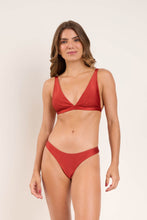 Load image into Gallery viewer, Model Front: Rio De Sol Ensemble Set Shimmer-Liquor Alba Nice-Fio
