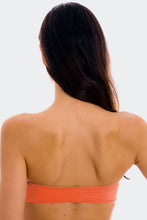 Load image into Gallery viewer, Image 06: Rio De Sol Haut Top Light-Peach Bandeau-Reto
