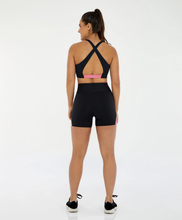 Load image into Gallery viewer, Model Back: Alto Giro Fitness Bas Bermuda Bodytex Barriga Zero E Bolso Preto
