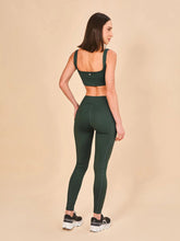 Load image into Gallery viewer, Model Back: Uv Line Fitness Bas Legging Fit Aspen Green Cactus Upf50+
