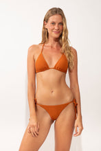 Load image into Gallery viewer, Model Front: Rio De Sol Ensemble Set Ferrugo Tri-Inv Cheeky-Tie
