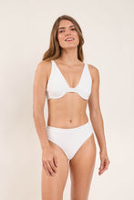 Load image into Gallery viewer, Image 07: Rio De Sol Haut Top Sand-White Chantal
