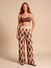 Load image into Gallery viewer, Model Front: Uv Line Pantalon De Plage Pants Diamond Rib Upf50+
