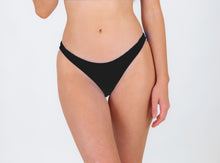 Load image into Gallery viewer, Model Front: Rio De Sol Bas Bottom Nero Essential-Comfy

