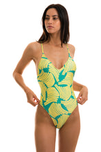 Load image into Gallery viewer, Model Front: Rio De Sol Une Pièce Banana Yellow Hype
