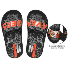 Load image into Gallery viewer, Model Back: Ipanema Tongs Ipanema Avengers Slide Preto Cinza Laranja
