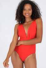 Load image into Gallery viewer, Gallery: Rio De Sol Une Pièce Rouge Marina

