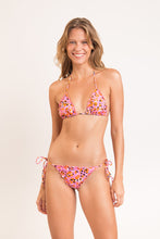 Load image into Gallery viewer, Model Front: Rio De Sol Haut Top Sweet-Camo Frufru
