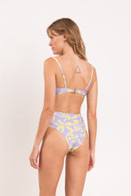 Load image into Gallery viewer, Image 10: Rio De Sol Bas Bottom Glow Hotpants
