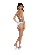 Load image into Gallery viewer, Model Back: Luli Fama Ensemble Underwired White
